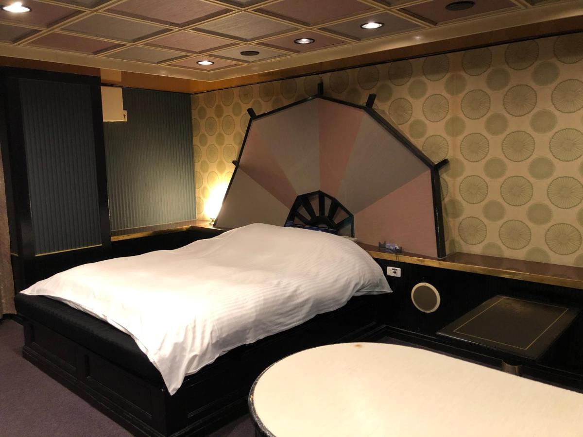 Hotel Chapel Story Sakaihigashi (Adults Only) Sakai  Exterior photo